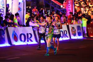 BIB: 
                            <button type="button" onclick="openModal(24277749)" class="btn btn-primary btn-sm float-right btn-popup" data-toggle="modal" data-target=".modal-high-quality">
                        <i class="fas fa-shopping-cart"></i> Add to Cart
                    </button>
                                            <button type="button" onclick="isThisMe(24277749, true)" class="btn btn-success btn-sm float-right btn-popup btn-isme hidden" data-toggle="tooltip" data-placement="bottom" title="นี่คือรูปของคุณใช่ไหม คลิกที่นี่เพื่อเอาเข้าอัลบั้ม">
                        <i class="fas fa-plus"></i> Add to album
                    </button>
                    <button type="button" onclick="isThisMe(24277749, false)" class="btn btn-warning btn-sm float-right btn-popup btn-isnotme hidden">
                        <i class="fas fa-ban"></i> Remove from album
                    </button>